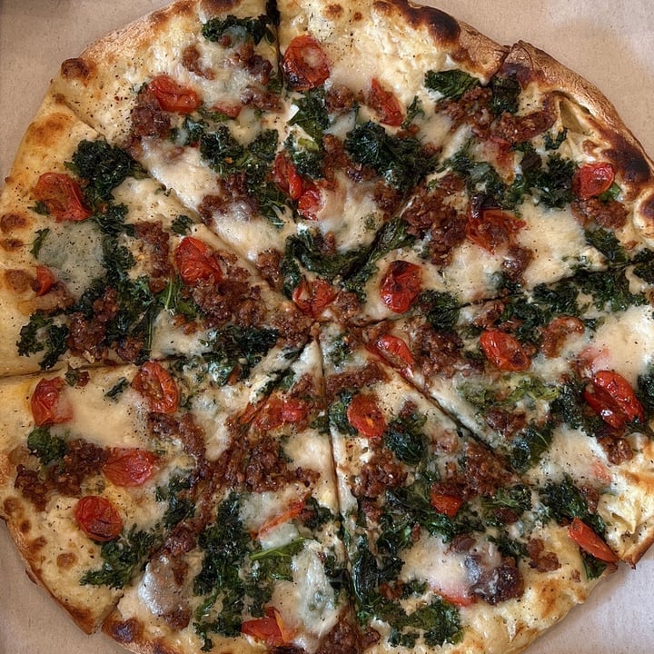 photo of Virtuous Pie Little Italy Pizza shared by @herbivoracious on  23 Apr 2024 - review