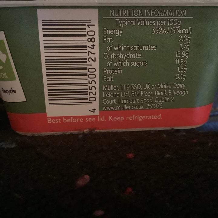 photo of Müller müller corner plantbased yogurt shared by @lucylou77 on  13 Sep 2023 - review