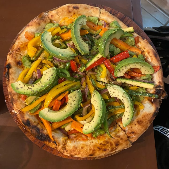 photo of Coral Vegan Pizza Pizza Green Reef shared by @andreabastien on  19 Aug 2023 - review