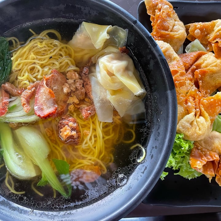 photo of Makan Vegan 斋这里 Syed Alwi Vegetarian Wanton Noodle Soup shared by @sudeekshna on  07 May 2024 - review