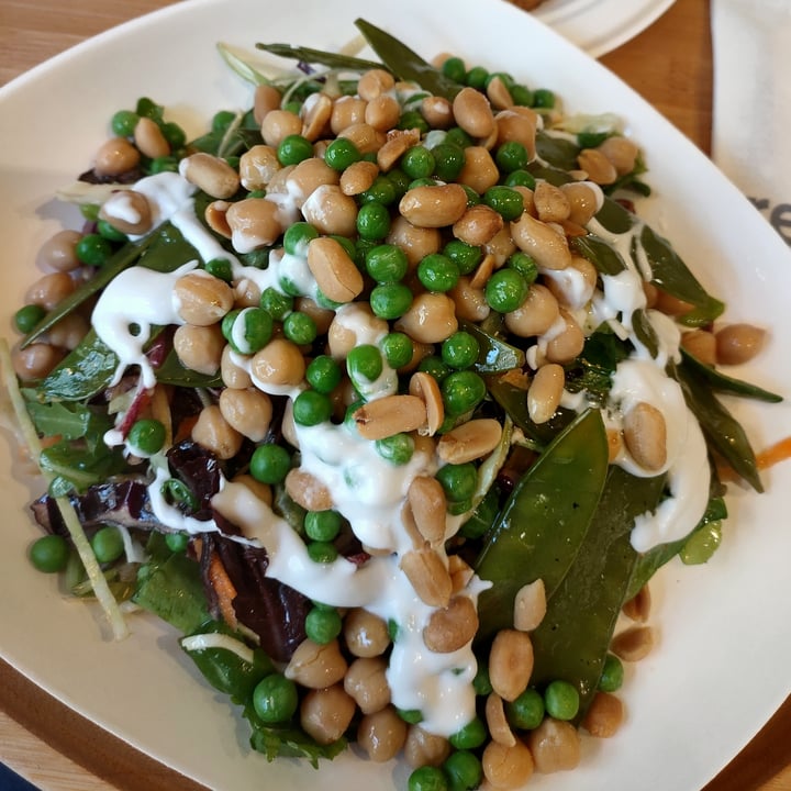 photo of GIARDÍ Summer Thai Salad shared by @momosdolls on  09 Oct 2024 - review