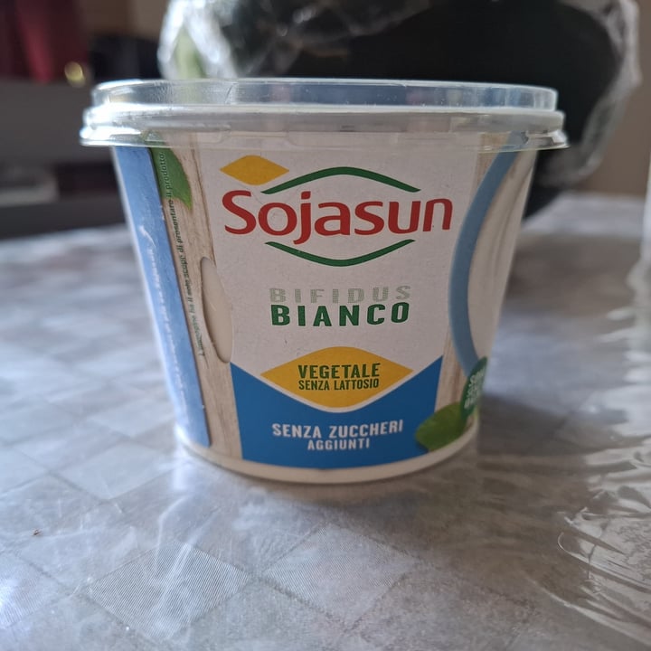 photo of Sojasun Bifidus Bianco (Yogurt) shared by @mariversovegan on  23 Jul 2025 - review