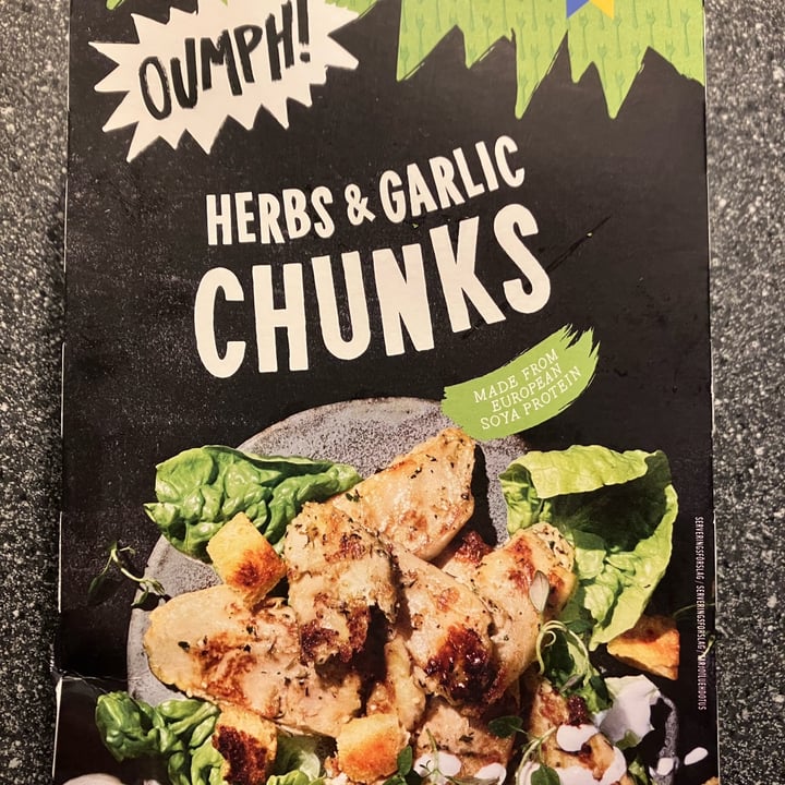 photo of Oumph! Herbs & garlic chunks shared by @lucciola on  12 Oct 2025 - review