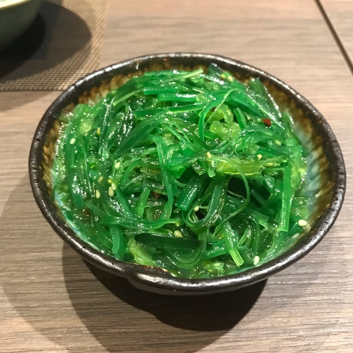 photo of RAMEN BOY Goma wakame, Gyoza vegan, Bejitarian ramen, Mochi shared by @bearpig on  09 Jun 2024 - review