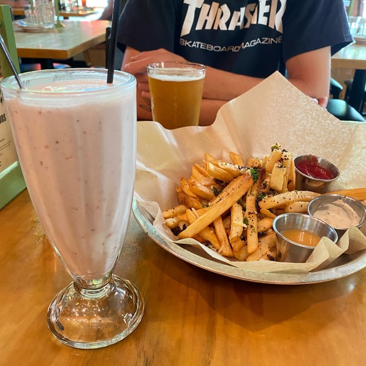 photo of Watercourse Foods Loaded Truffle Fries shared by @eacobb on  18 Aug 2023 - review