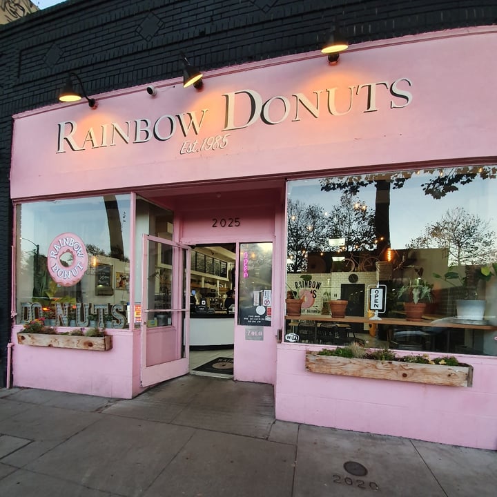 photo of Rainbow Donuts Vegan Plain Donut shared by @paniwilson on  20 Oct 2024 - review