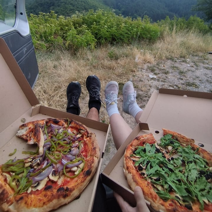 photo of ПицаКЪТ Vegetariana (without cheese) shared by @jwebbnature on  19 Jul 2024 - review