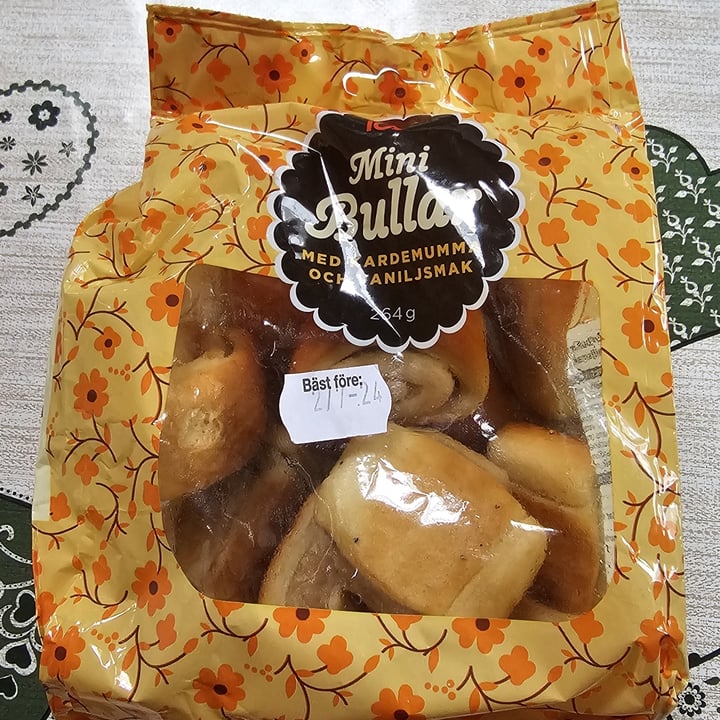 photo of ICA Minibullar med kardemumma och vaniljsmak shared by @jennycom on  02 Jul 2024 - review