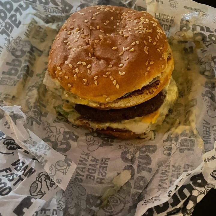 photo of Odd Burger The Famous Burger shared by @marygordon13 on  13 May 2024 - review