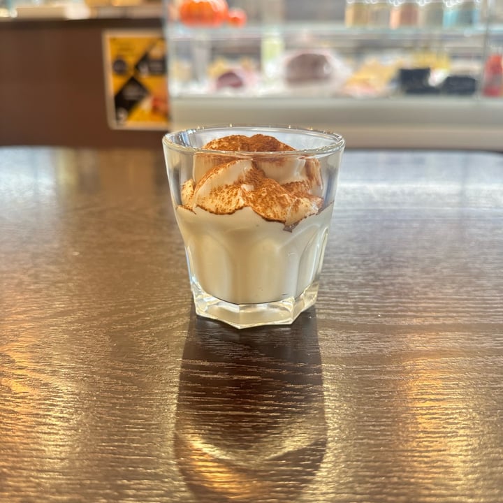 photo of Unima food Crema pasticcera shared by @eglesplendente on  07 Nov 2024 - review