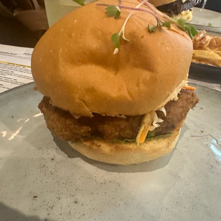 photo of The Vegan Chef Sandton Crispy chick burger shared by @securemonkey88 on  02 Feb 2024 - review