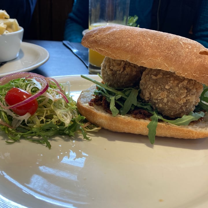 photo of The Crown and Anchor Arancini Baguette shared by @nahtalix on  18 Apr 2024 - review