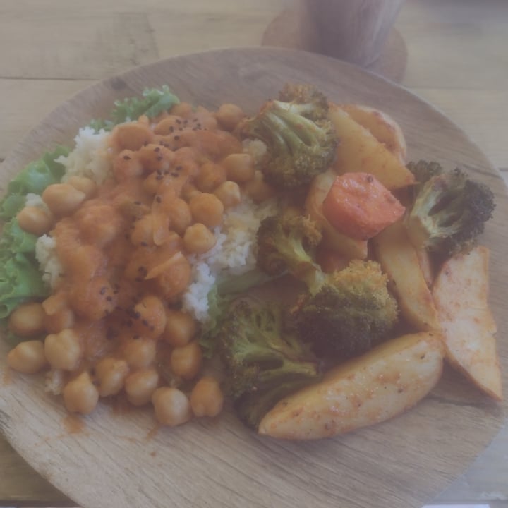 photo of Vegan Mixtle garbanzos con curry shared by @miry on  25 Nov 2023 - review