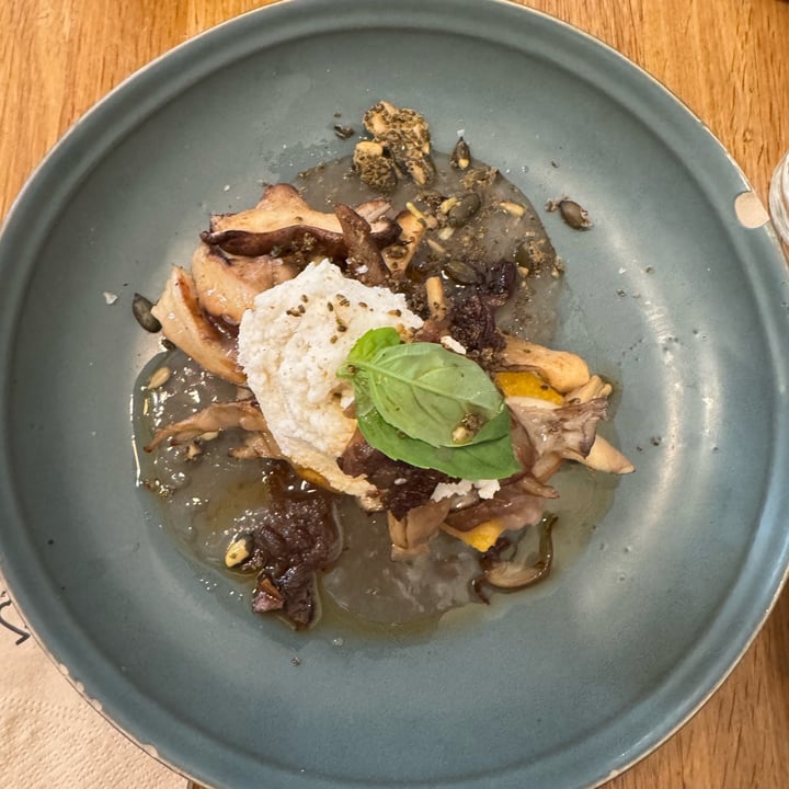 photo of botànic polenta, funghi e ricotta shared by @ommy on  27 May 2025 - review