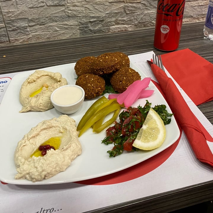photo of Beirut Snack Piatto Beirut shared by @sidiocam on  27 Aug 2023 - review