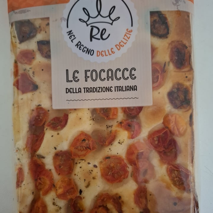 photo of Re focaccia con pomodorini shared by @daniveg on  28 Sep 2025 - review