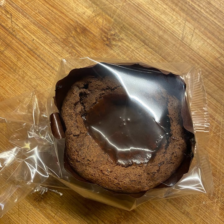 photo of Vemondo dark chocolate and caramel souffle shared by @gmal on  02 Jan 2025 - review