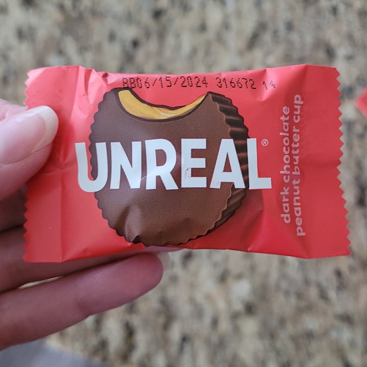 photo of UNREAL Dark Chocolate Peanut Butter Cups shared by @yourfriendjen on  15 Aug 2025 - review