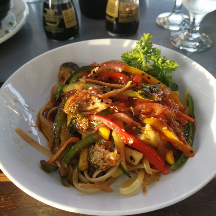 photo of De See Kat Restaurant Vegan Stir Fry shared by @darlingwombat70 on  23 Dec 2023 - review