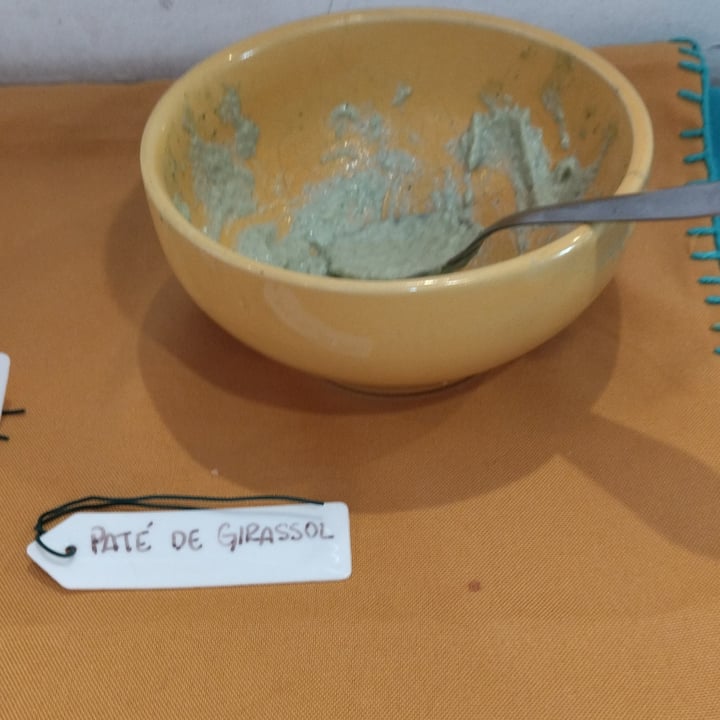 photo of Tofu com Alecrim Patê De Girassol shared by @caiofornari on  20 Jun 2025 - review