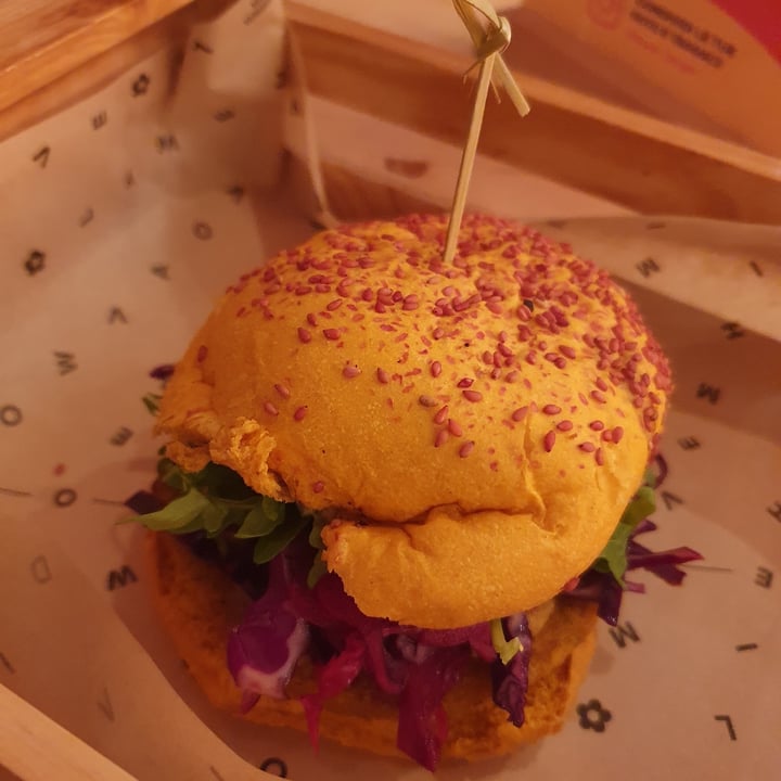 photo of Flower Burger botanical burger shared by @kamymura on  29 Sep 2023 - review