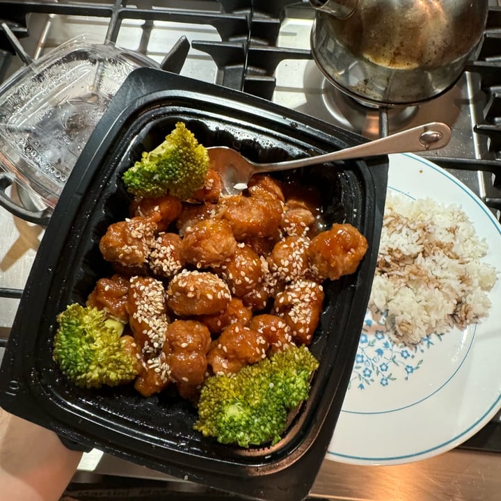 photo of Yummy Yummy Asian Cuisine Sesame Soy gluten shared by @convicti0n on  11 Aug 2024 - review