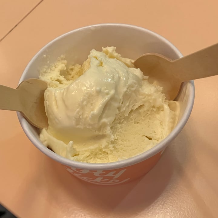 photo of Fifty Licks Ice Cream coconut lemon saffron ice cream shared by @raatz on  04 Sep 2025 - review