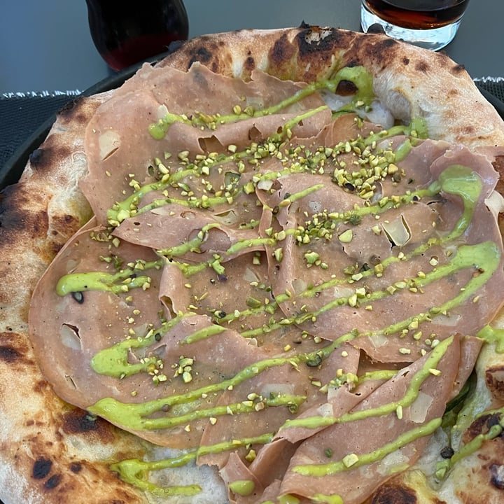photo of Pizzeria "I Partenopei" Brescia Gustosa shared by @greenavocado on  13 May 2024 - review