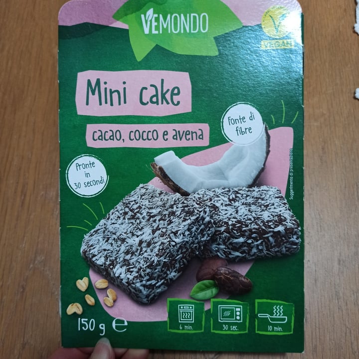 photo of Vemondo mini cake cacao cocco e avena shared by @elisae on  30 Apr 2024 - review