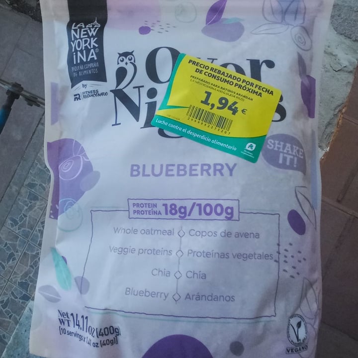 photo of La newyorkina Granola Over Nights Blueberry shared by @titoherbito on  14 Apr 2024 - review