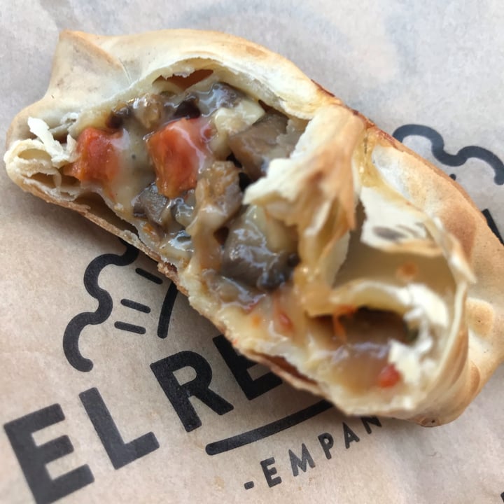 photo of El Repulgue - Empanadas Champi shared by @lordsnooks on  16 May 2024 - review