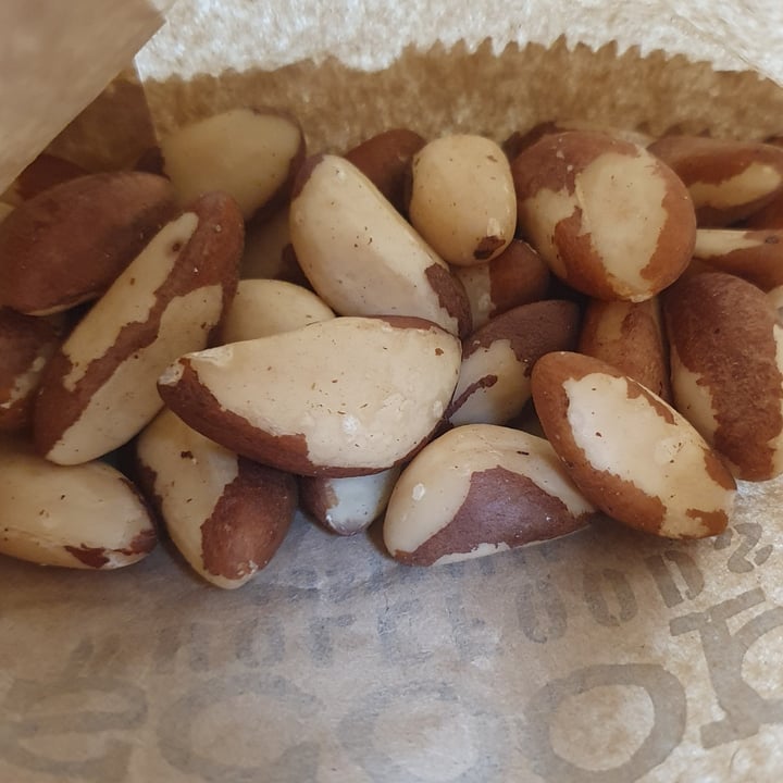 photo of Scoop Wholefoods Brazil Nuts shared by @mushroomtarian on  05 May 2024 - review