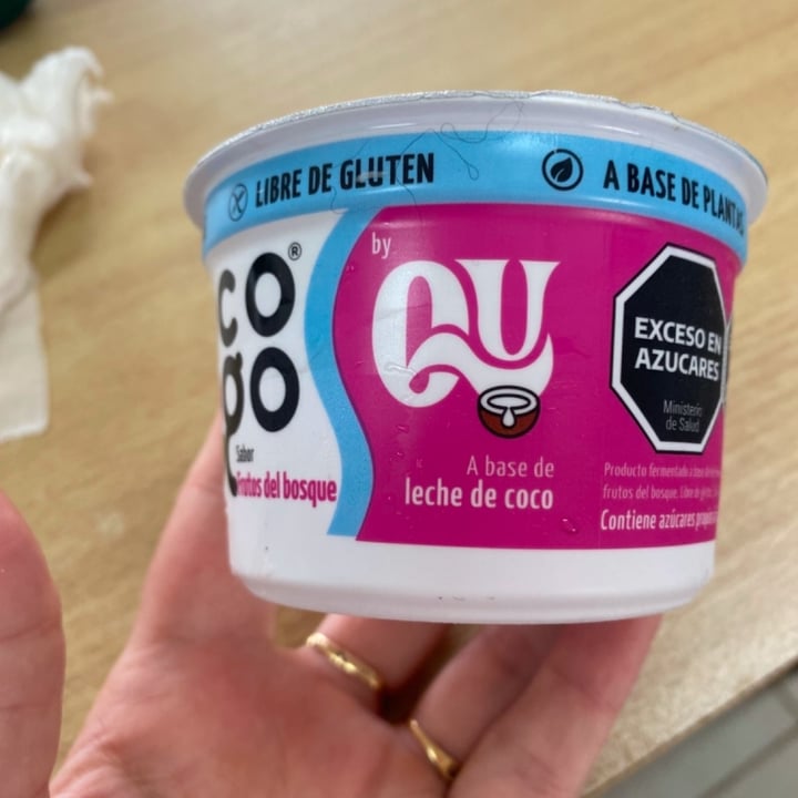 photo of Qu yogurt sabor frutos del bosque shared by @valexika on  06 Feb 2025 - review