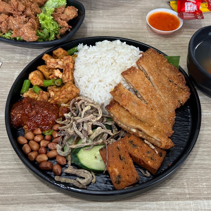 photo of Greendot PAYA LEBAR SQUARE Kampung Nasi Lemak 1965 shared by @erialc on  23 Aug 2025 - review