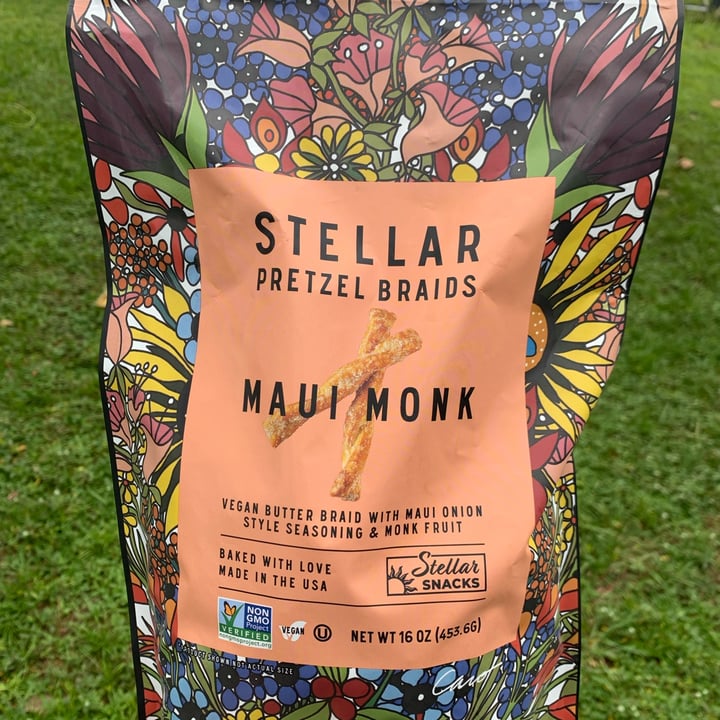 photo of Stellar Snacks Maui Monk Mini Pretzel Braids shared by @stargazer00742 on  31 Aug 2023 - review