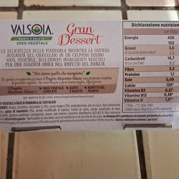 photo of Valsoia Gran Dessert delizia di mandorla shared by @irislacaprettafelice on  18 Jul 2024 - review