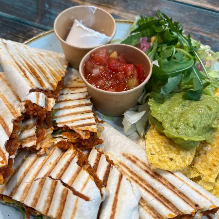 photo of Taco Bar Quesadilla shared by @soff98 on  11 Sep 2023 - review
