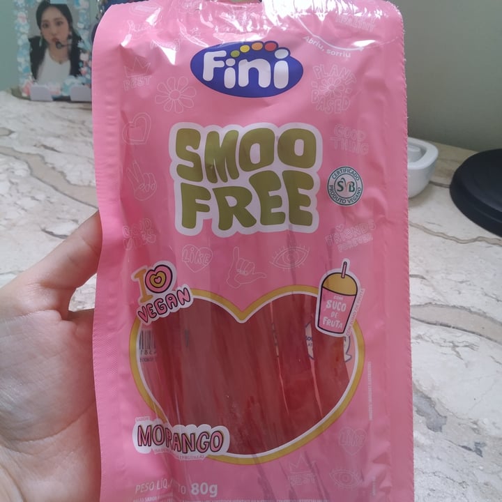 photo of Fini Smoo Free Morango shared by @chuusavethebees on  11 Sep 2023 - review