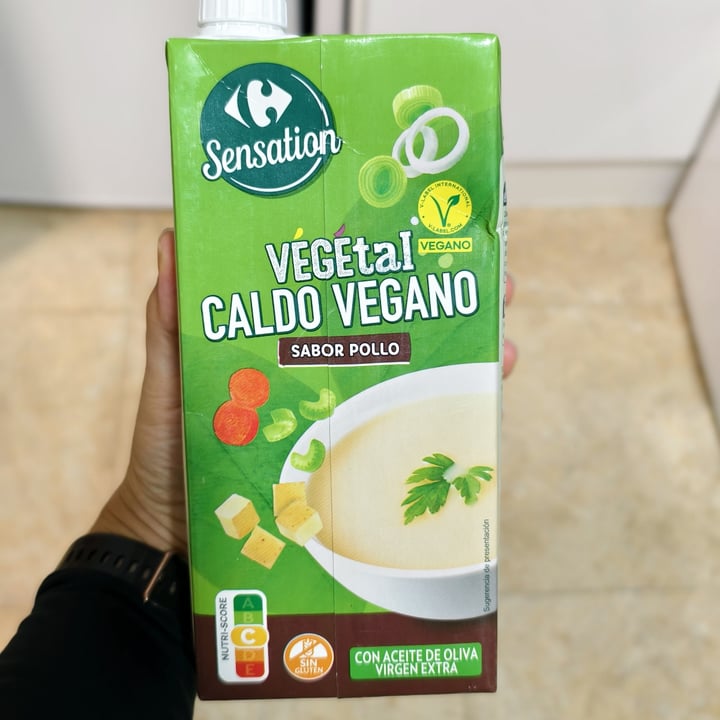 photo of Carrefour Sensation Vegetal caldo vegano sabor pollo shared by @lauraperezdietista on  08 Apr 2025 - review