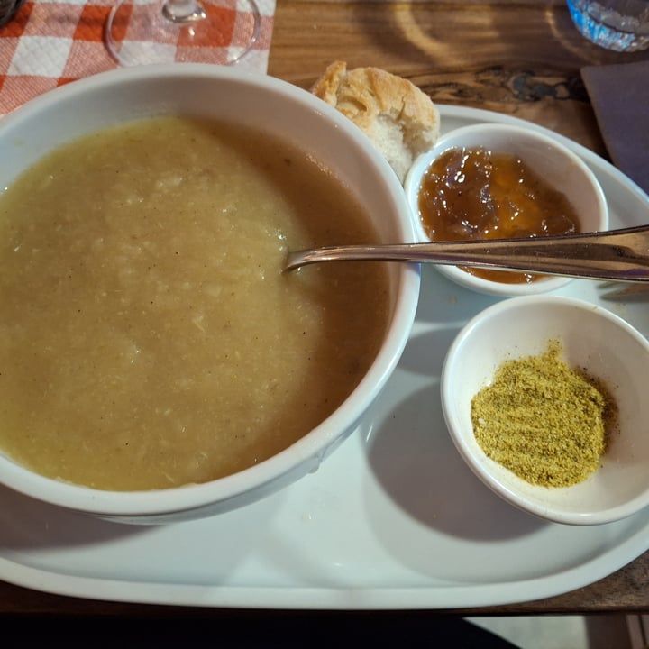 photo of Bistro Le Bouchot insalata mista shared by @avlescri on  27 Aug 2025 - review