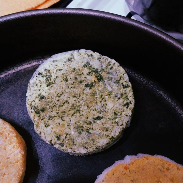 photo of Veganeria de Luro Burguers de Espinaca shared by @nanicuadern on  16 Apr 2025 - review