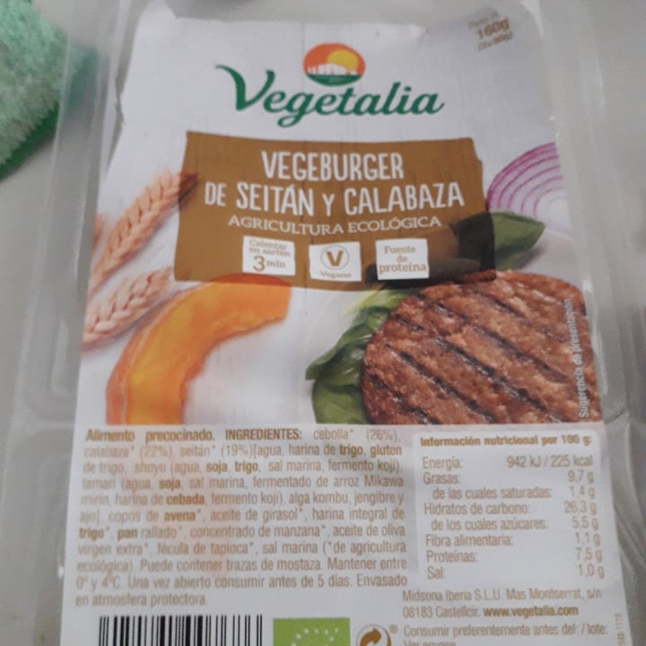 photo of Vegetalia Hamburguesa seitán y calabaza shared by @cambra on  27 Nov 2023 - review