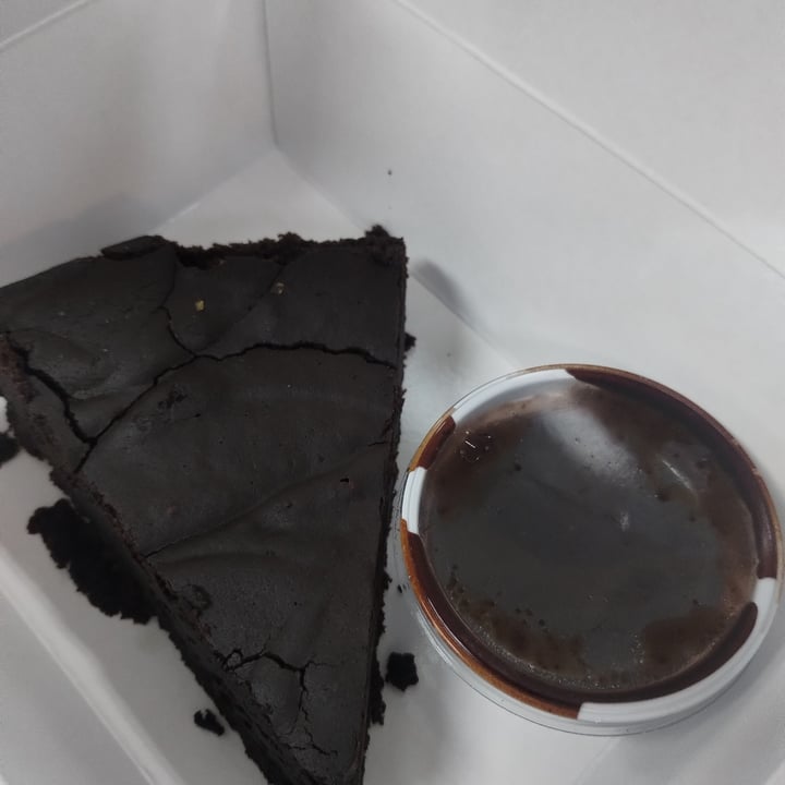 photo of Açougue Vegano brownie vegano shared by @raquelbenedetto on  11 Feb 2024 - review
