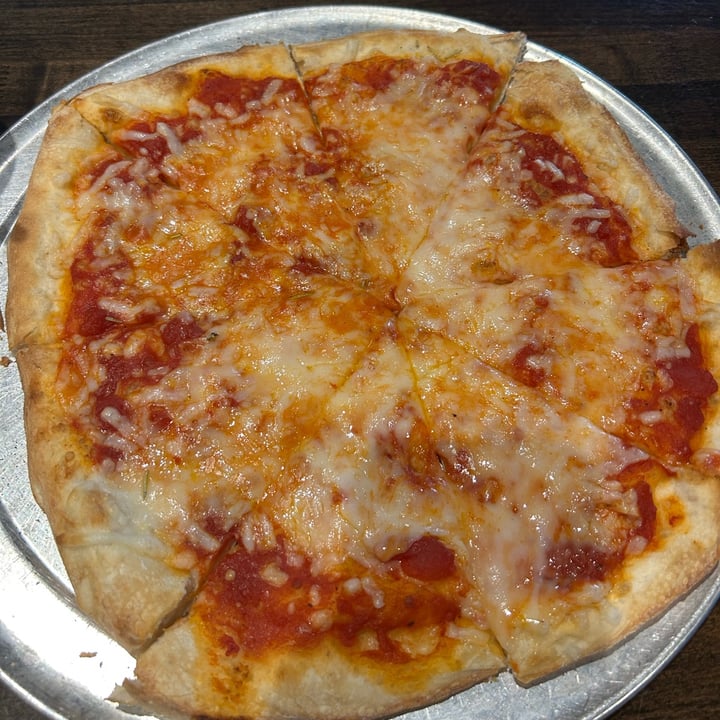 photo of Maria’s Vegan Cheese Pizza shared by @samanthab3 on  13 May 2025 - review