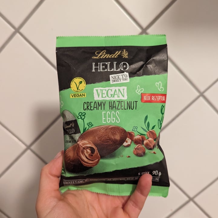 photo of Lindt Hello Vegan Creamy Hazelnut Eggs shared by @nenermind on  11 Apr 2024 - review