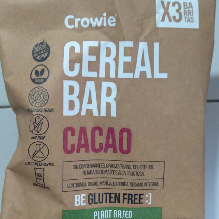 photo of Crowie cereal bar cacao shared by @ondavegan on  20 Sep 2024 - review