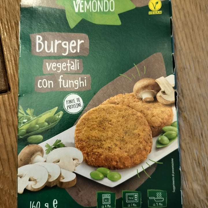 photo of Vemondo 2 burger ai funghi shared by @laura6675 on  23 Apr 2024 - review