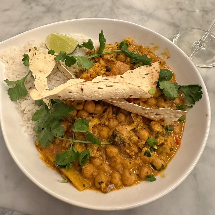 photo of Proof Kitchen + Lounge Roasted Cauliflower + Chickpea Curry shared by @madbatata on  07 Dec 2023 - review