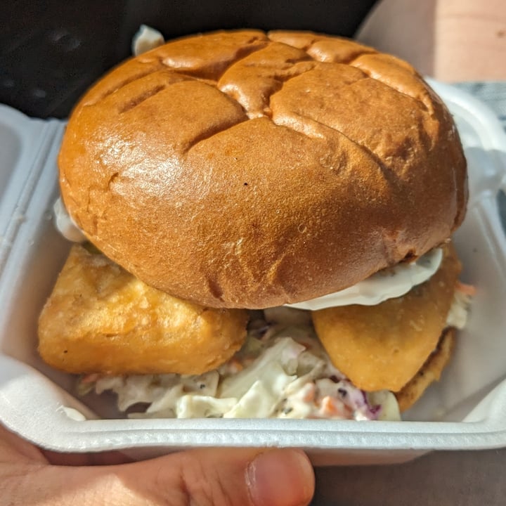 photo of Zammy's Vegan Kitchen Fish Sandwich shared by @kristikrum on  04 Jun 2024 - review
