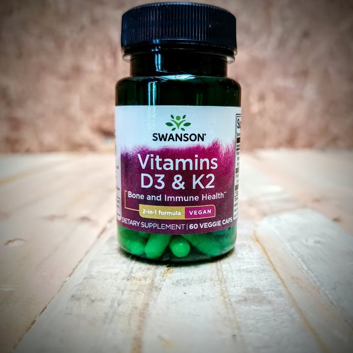 photo of Swanson Vitamins Vitamina D3 K2 shared by @gabrielmadridriveros on  22 Apr 2024 - review